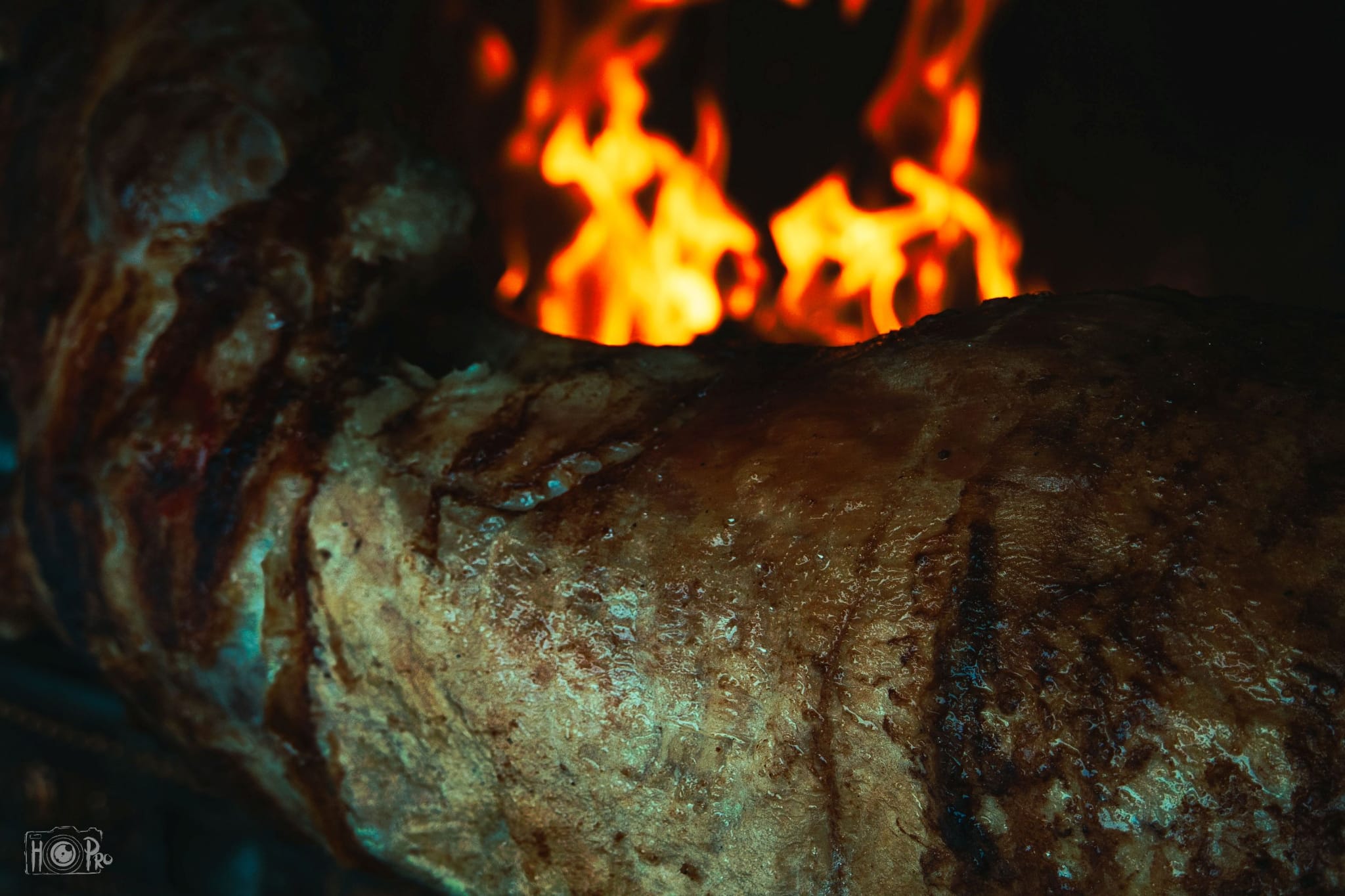 Yaprak Döner